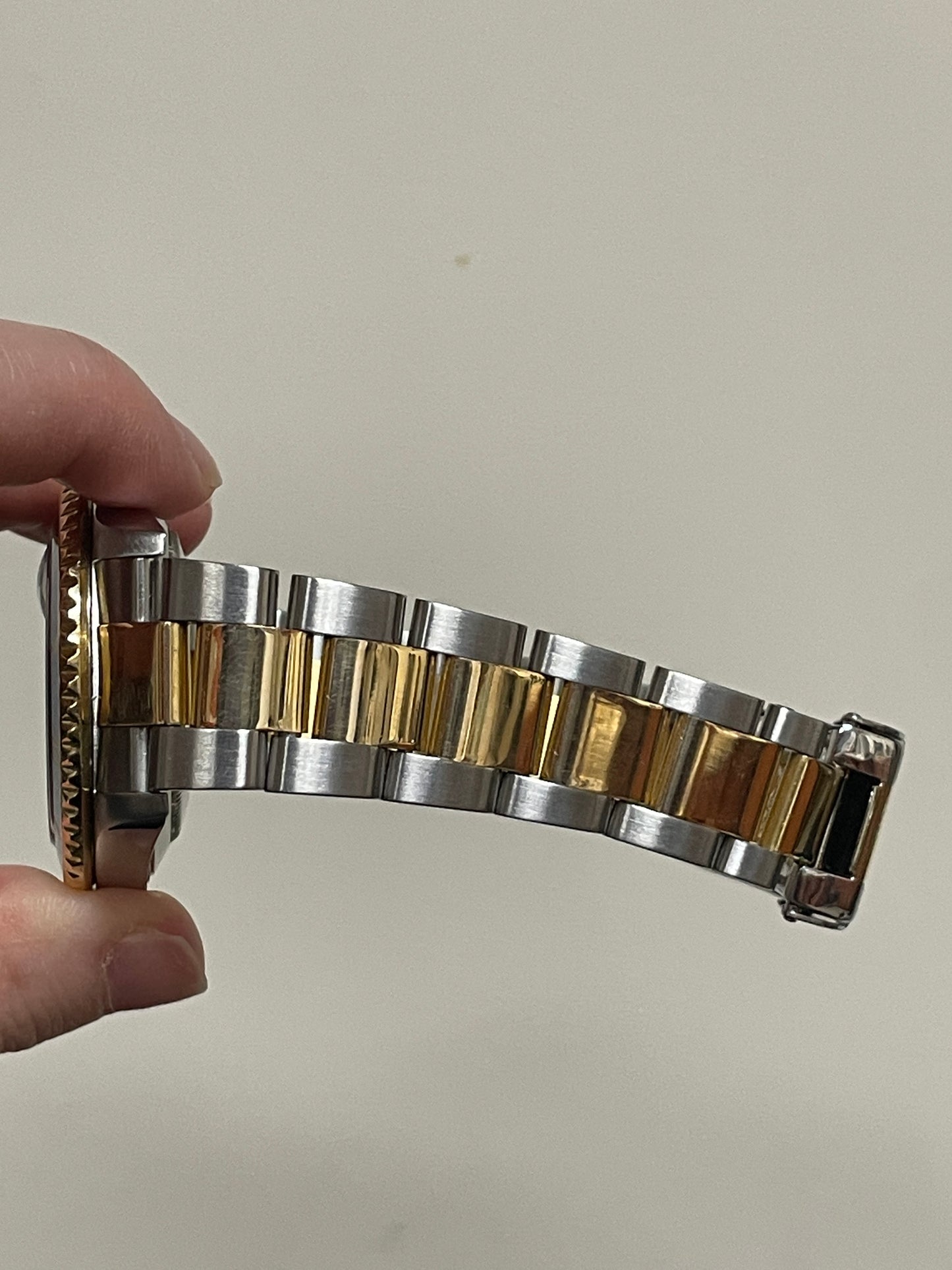 2004 Rolex Submariner 16613 Blue Dial TT No Holes SEL Gold Oyster No Papers 40mm