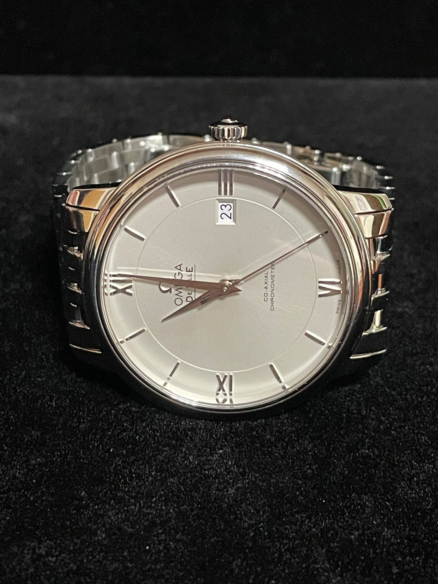 Omega Deville Prestige Co-axial 424.10.40.20.02.003 Silver Roman Dial SS 40mm
