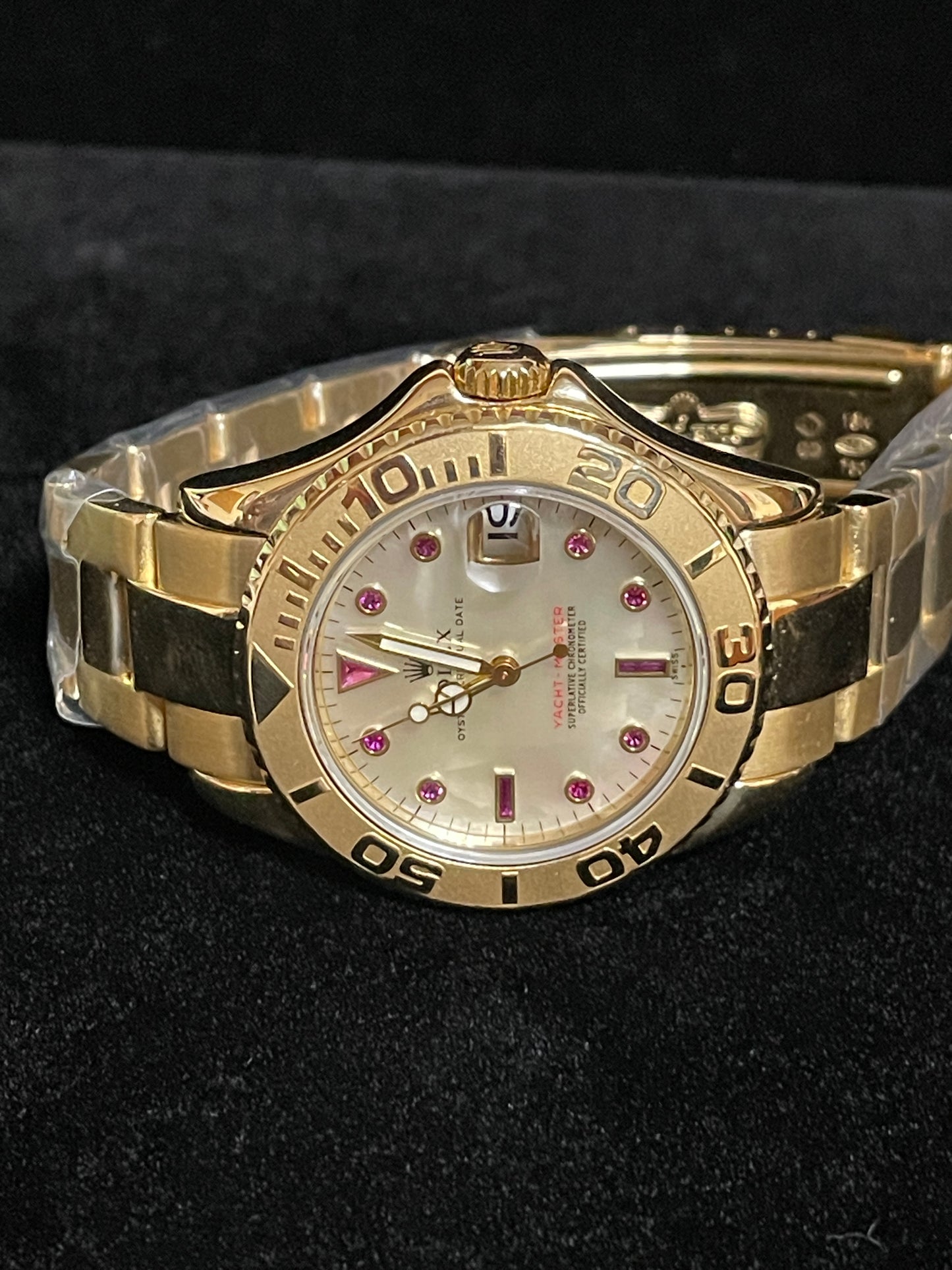 1997 Rolex Yacht-Master 168628 Ruby MOP Dial YG 18kt Oyster No Papers 35mm