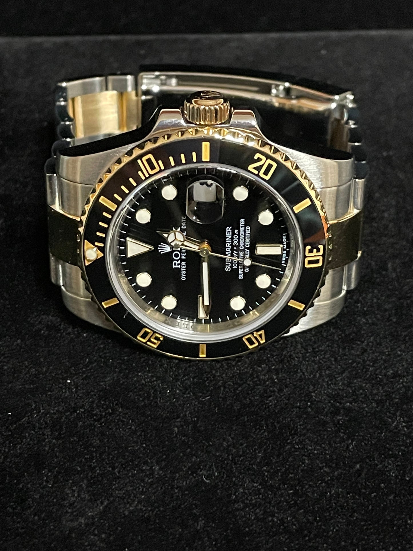 2009 Rolex Submariner 116613 Black Dial TT 18kt Oyster No Papers 40mm
