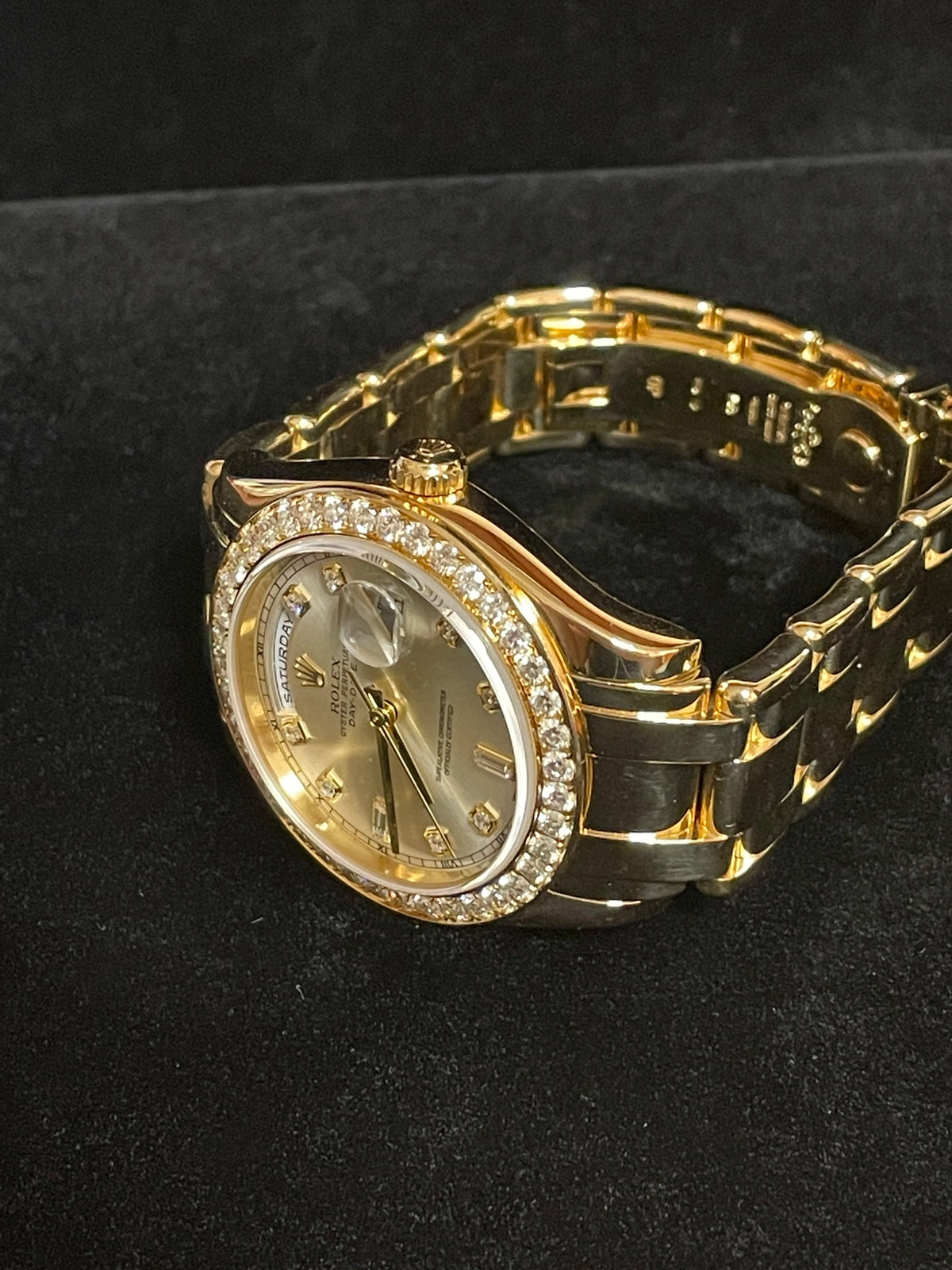 Rolex Day-Date 18948 Silver Diamond Dial 18kt Pearlmaster With Open Papers 39mm