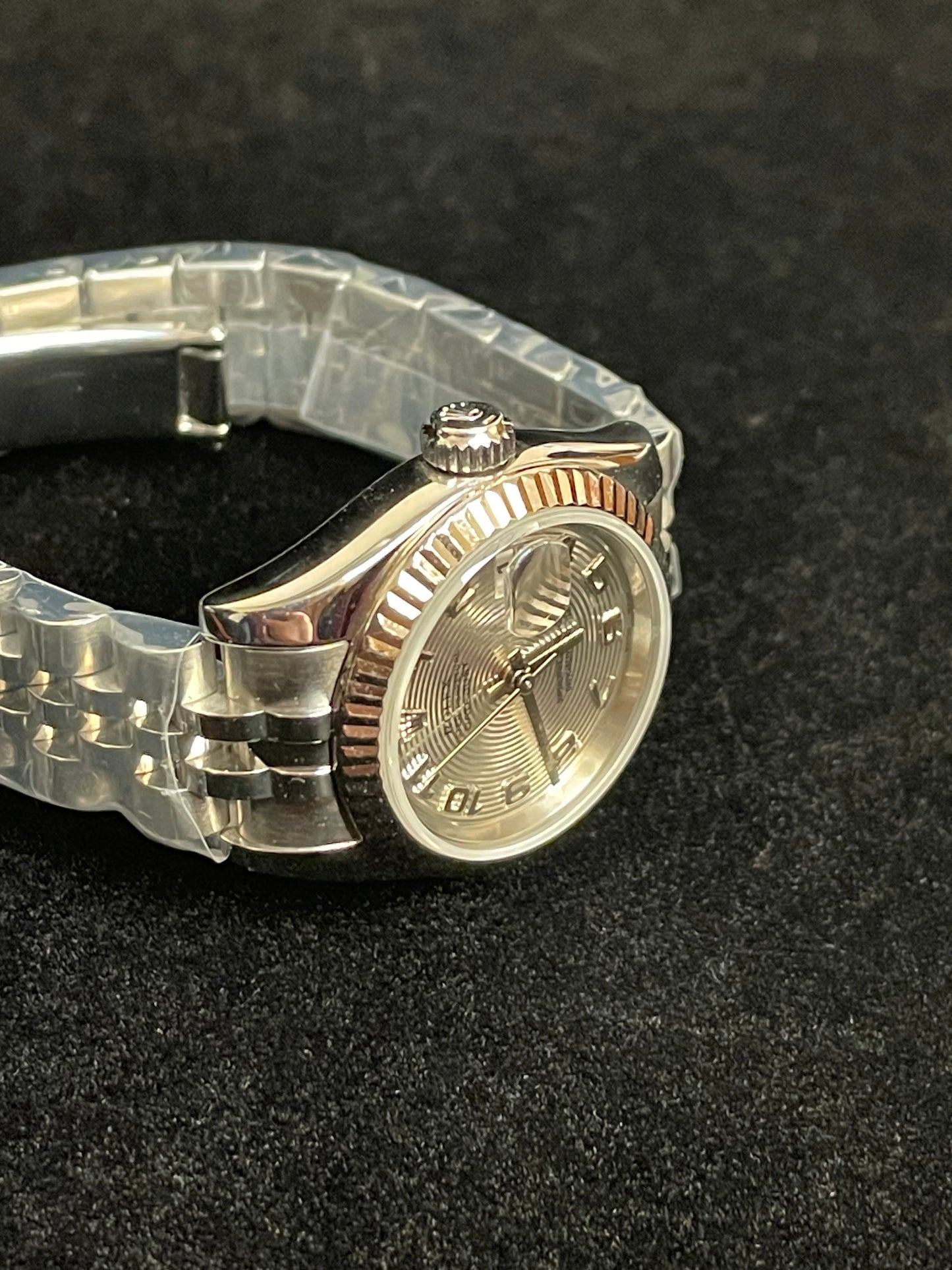 2006 Rolex Ladies Datejust 179174 Silver Concentric Dial SS Jubilee Papers 26mm