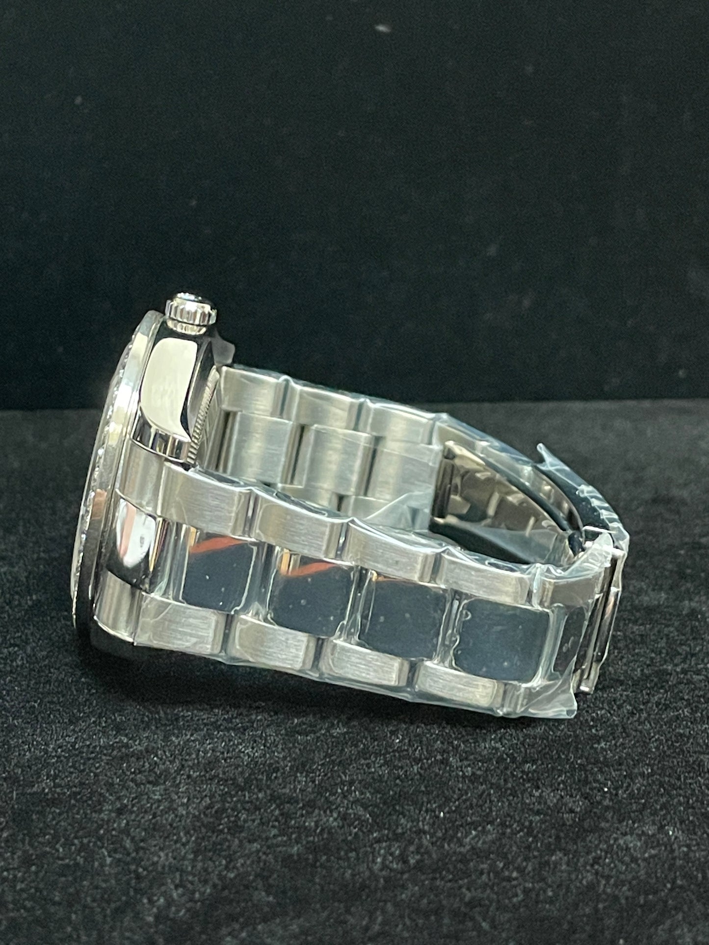 Rolex Datejust 116300 Silver Dial 3 CT Diamond Bezel SS Oyster No Papers 41mm