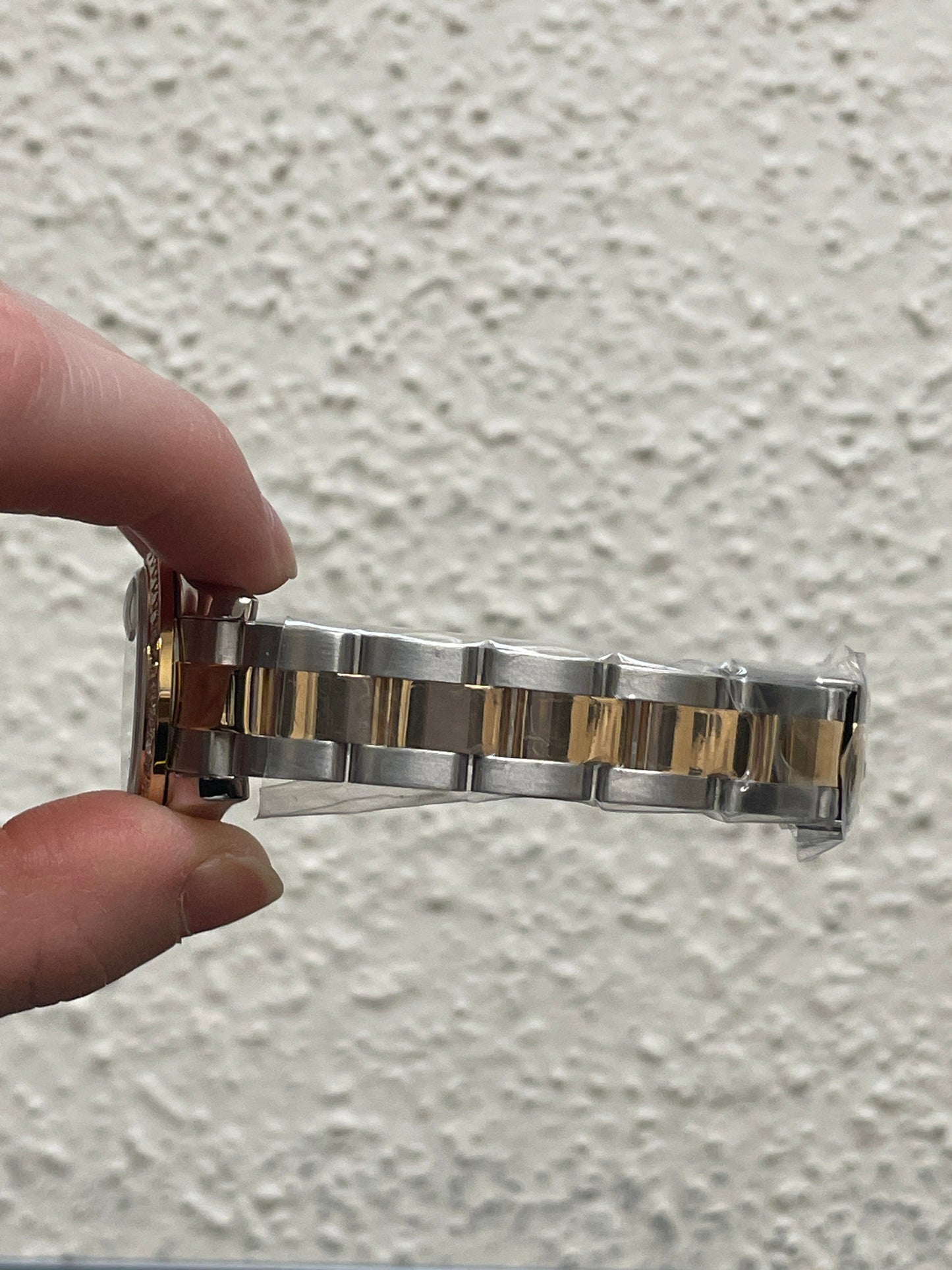 2007 Rolex Ladies Datejust 179173 Diamond Bezel Blue Dial TT 18kt Oyster 26mm