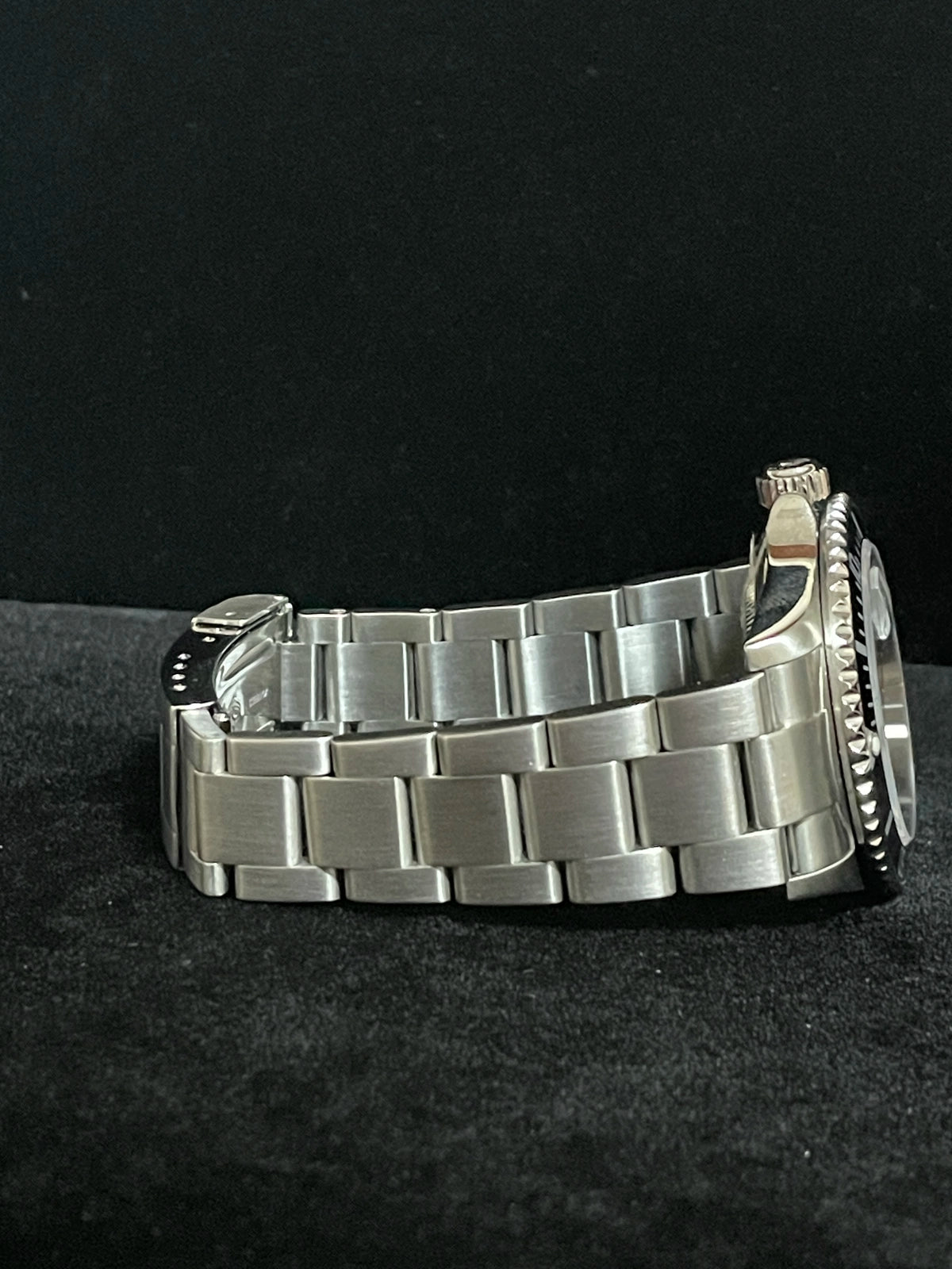 2004 Rolex Submariner Date 16610 Black Dial SS Oyster No Holes 40mm