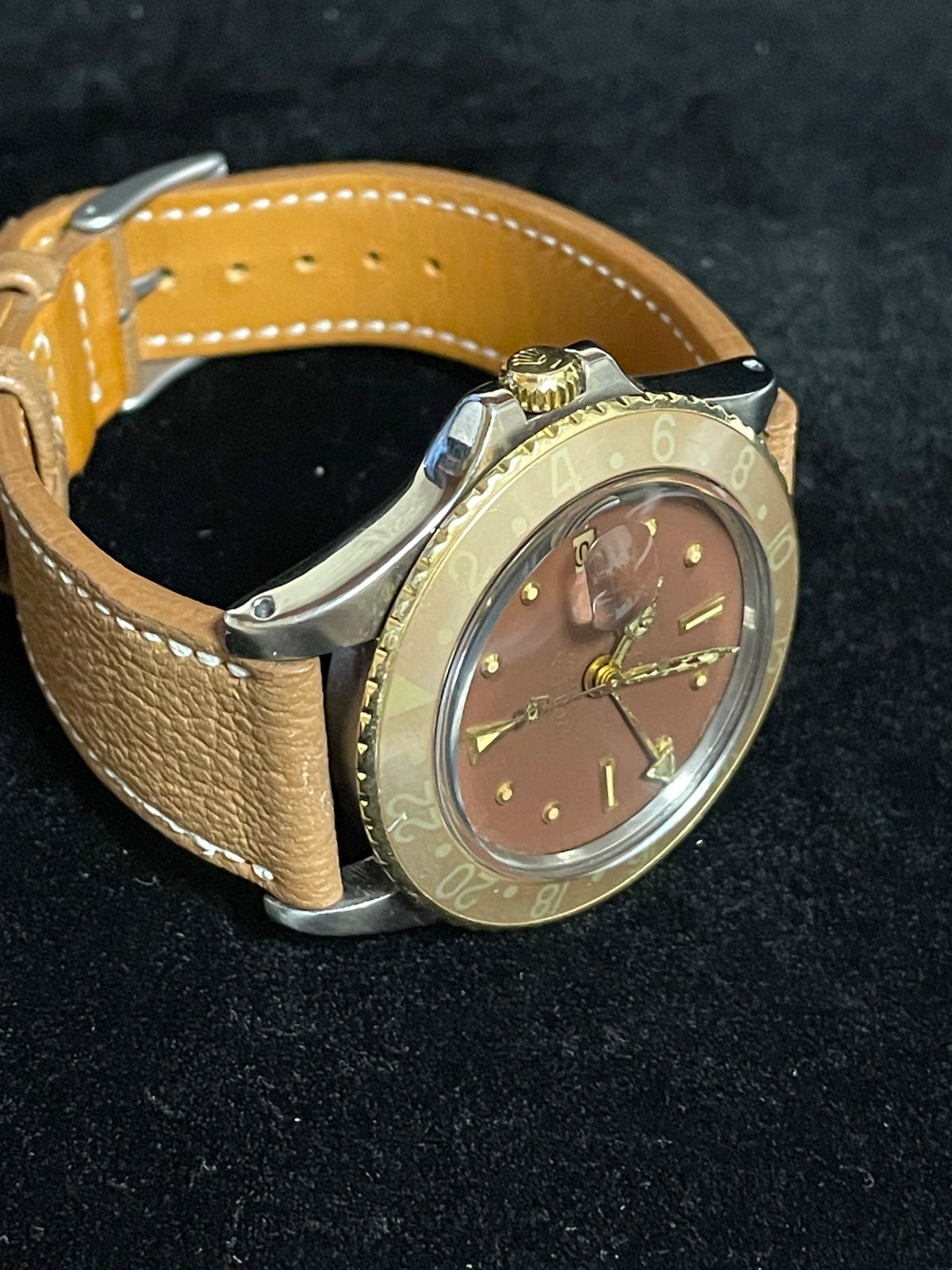1971 Rolex GMT-Master 1675 Root Beer Nipple Dial Brown Leather Strap 40mm