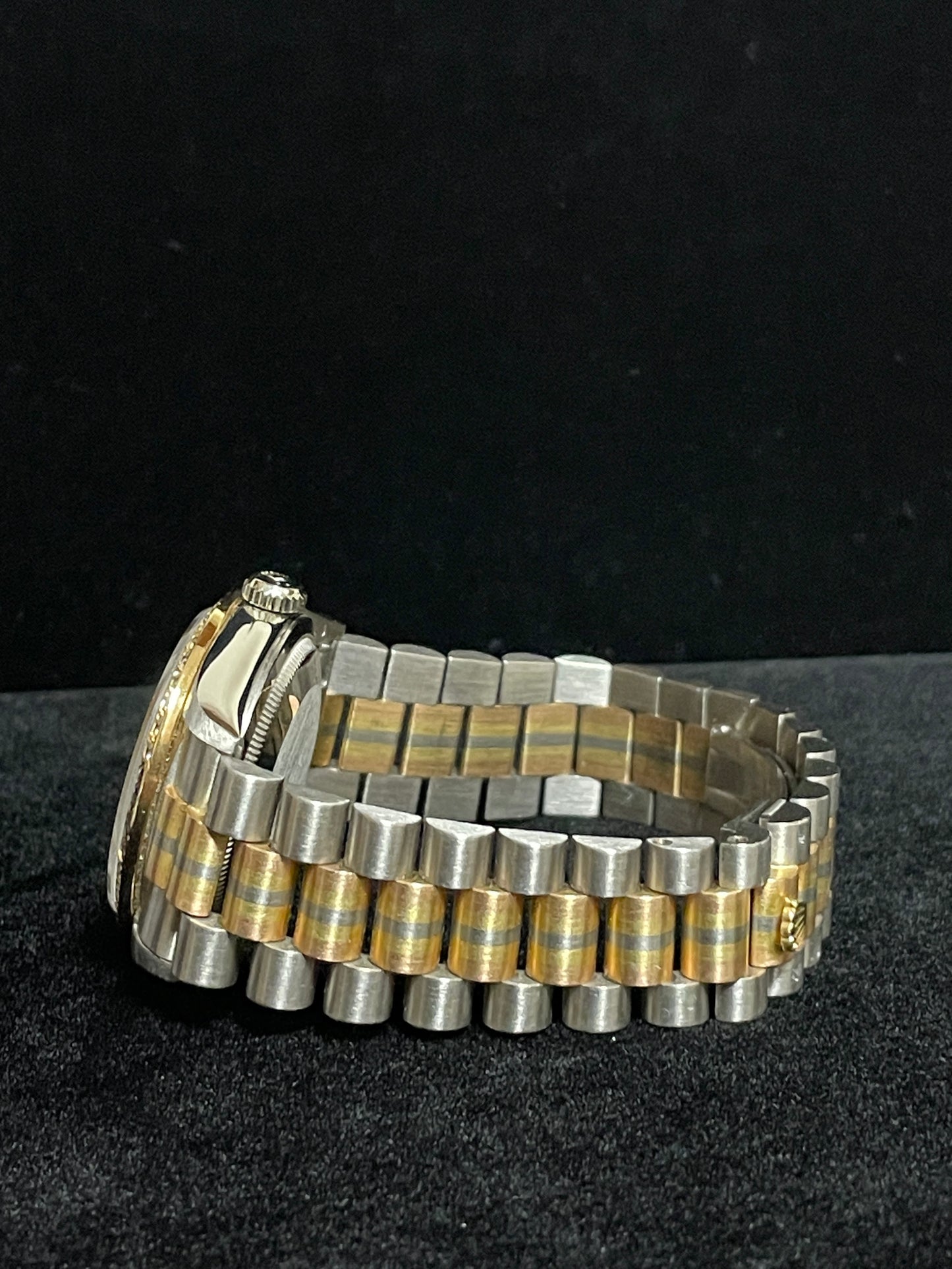 Rolex Day-Date Tridor 18349 Champagne Diamond Dial and Bezel President 18kt 36mm