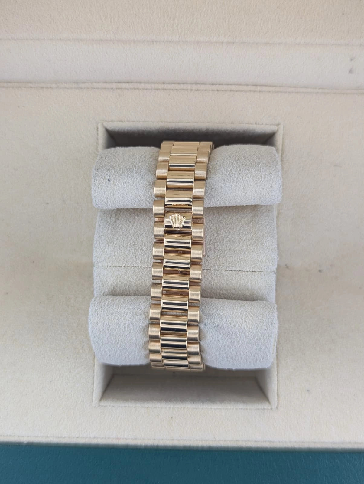 1981 Rolex Datejust 6827 White Roman Dial 18kt President No Papers 31mm