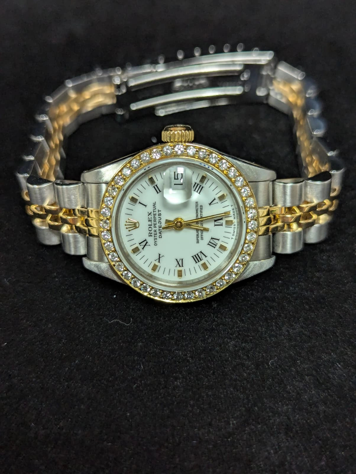 1986 Rolex Ladies Datejust 69173 White Roman Dial Diamond Bezel TT Jubilee 26mm