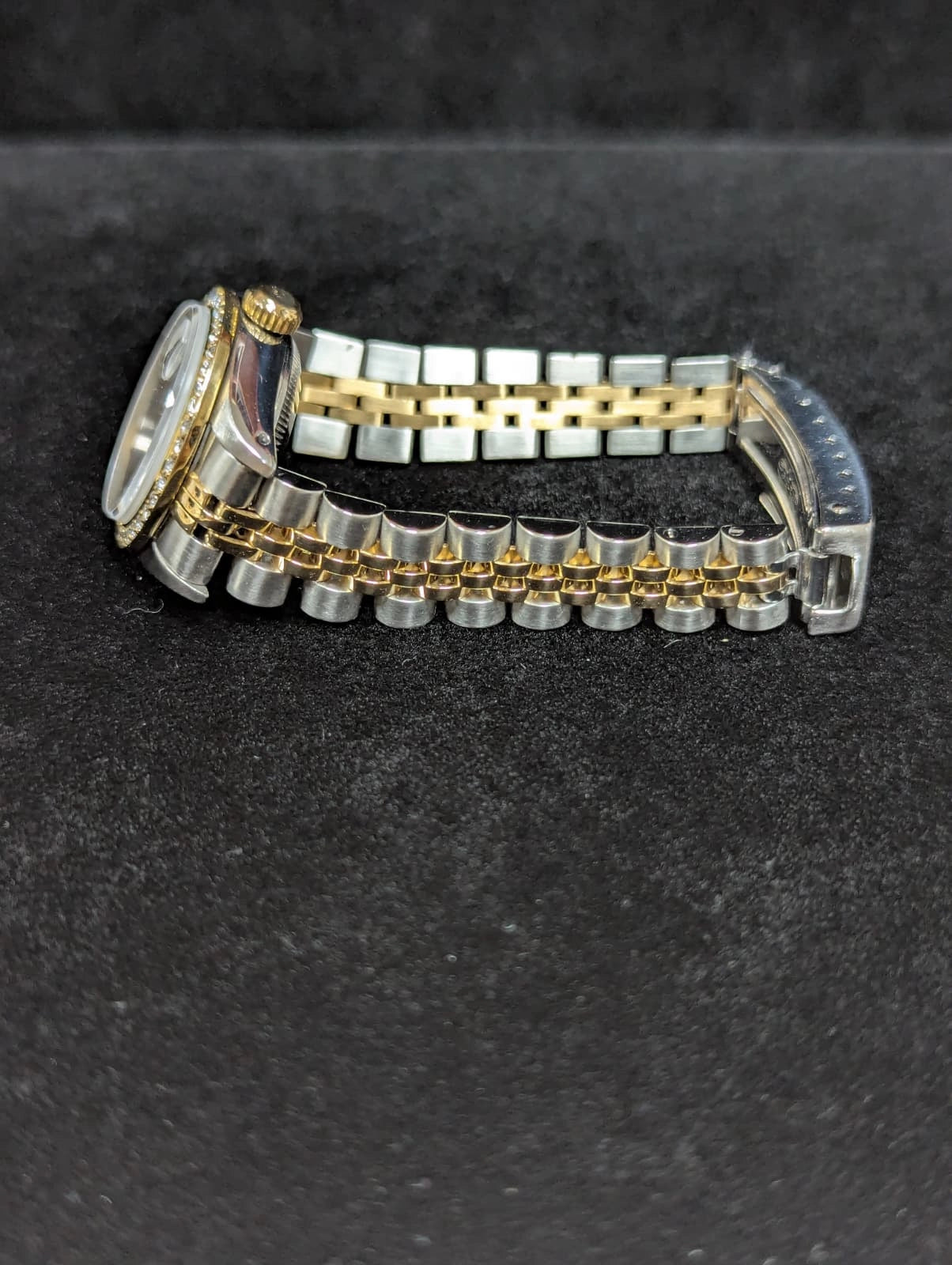 1986 Rolex Ladies Datejust 69173 White Roman Dial Diamond Bezel TT Jubilee 26mm