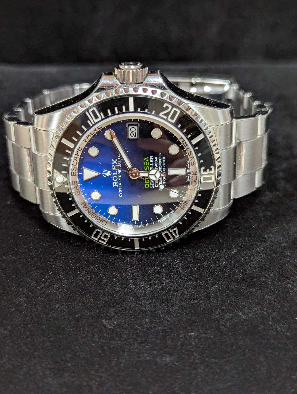 2023 Rolex Sea Dweller James Cameron 136660 SS Oyster With Papers 44mm