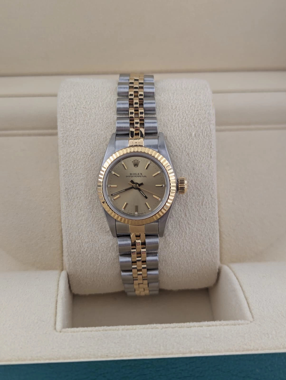 1985 Rolex Ladies Oyster Perpetual 67193 Champagne Dial TT Jubilee 26mm