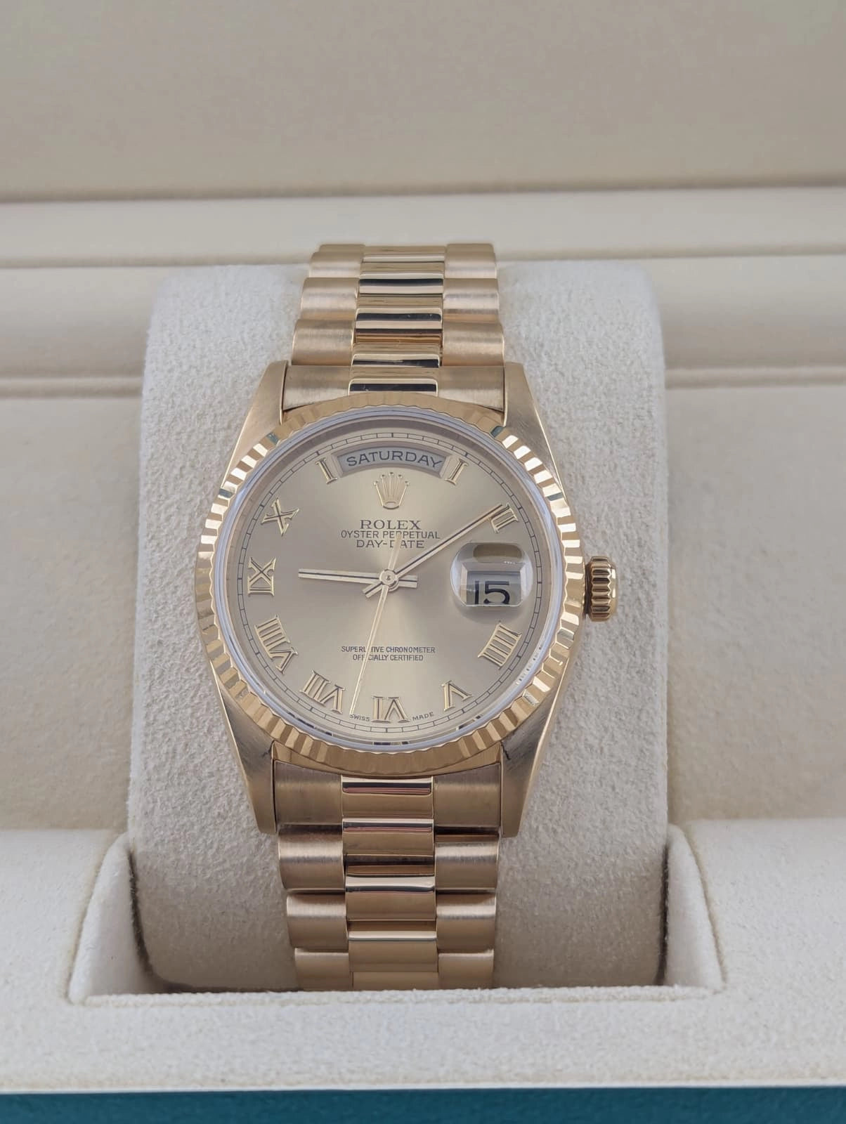 1996 Rolex Day-Date 18238 Champagne Roman Dial 18kt President No Papers 36mm