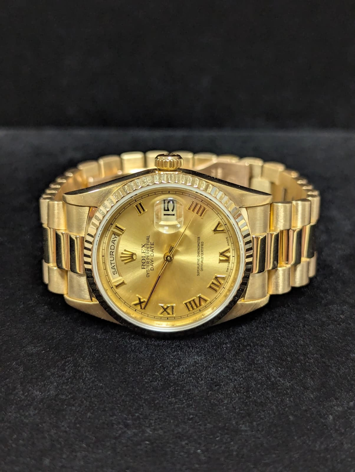 1996 Rolex Day-Date 18238 Champagne Roman Dial 18kt President No Papers 36mm