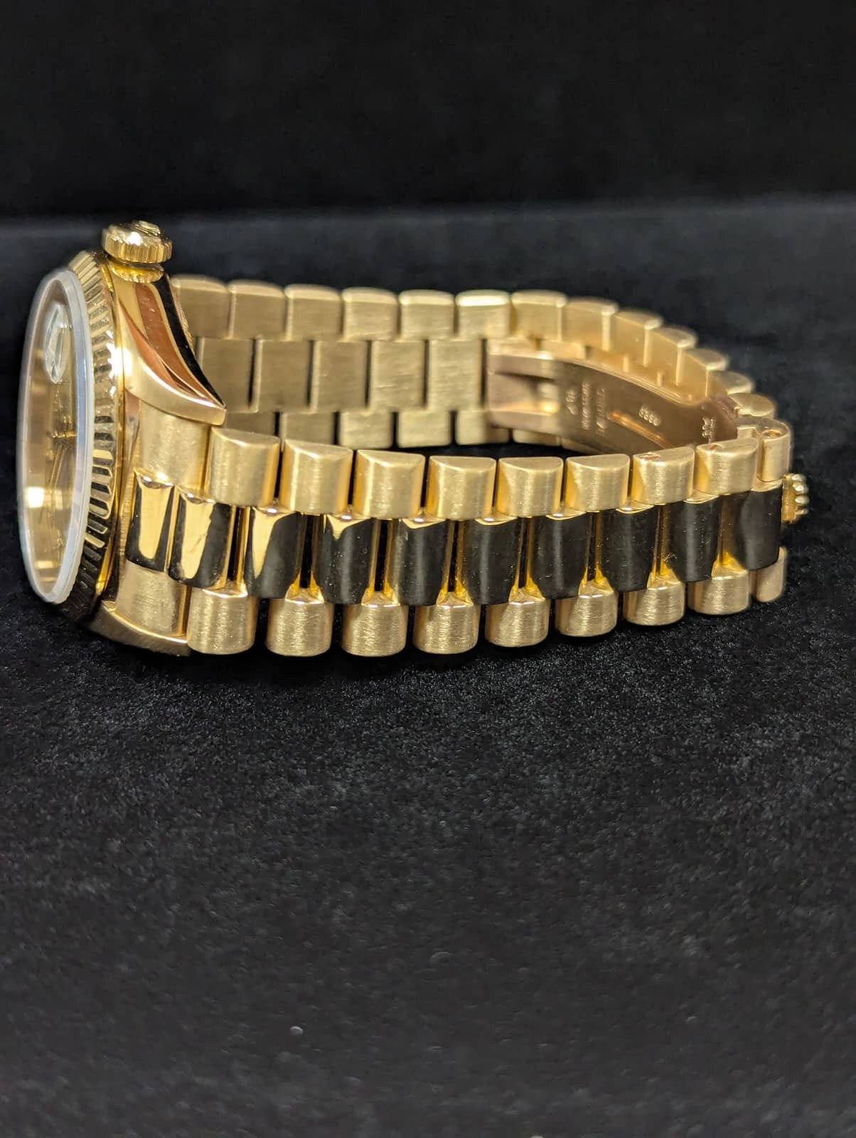 1996 Rolex Day-Date 18238 Champagne Roman Dial 18kt President No Papers 36mm