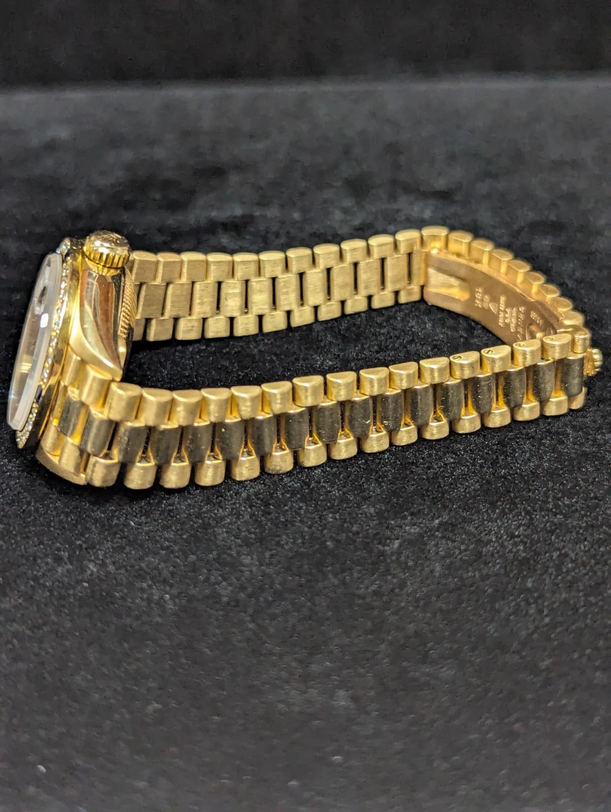 Rolex Lady Datejust 69088 Champ Diamond Dial Sapphire Bezel 18kt President 26mm