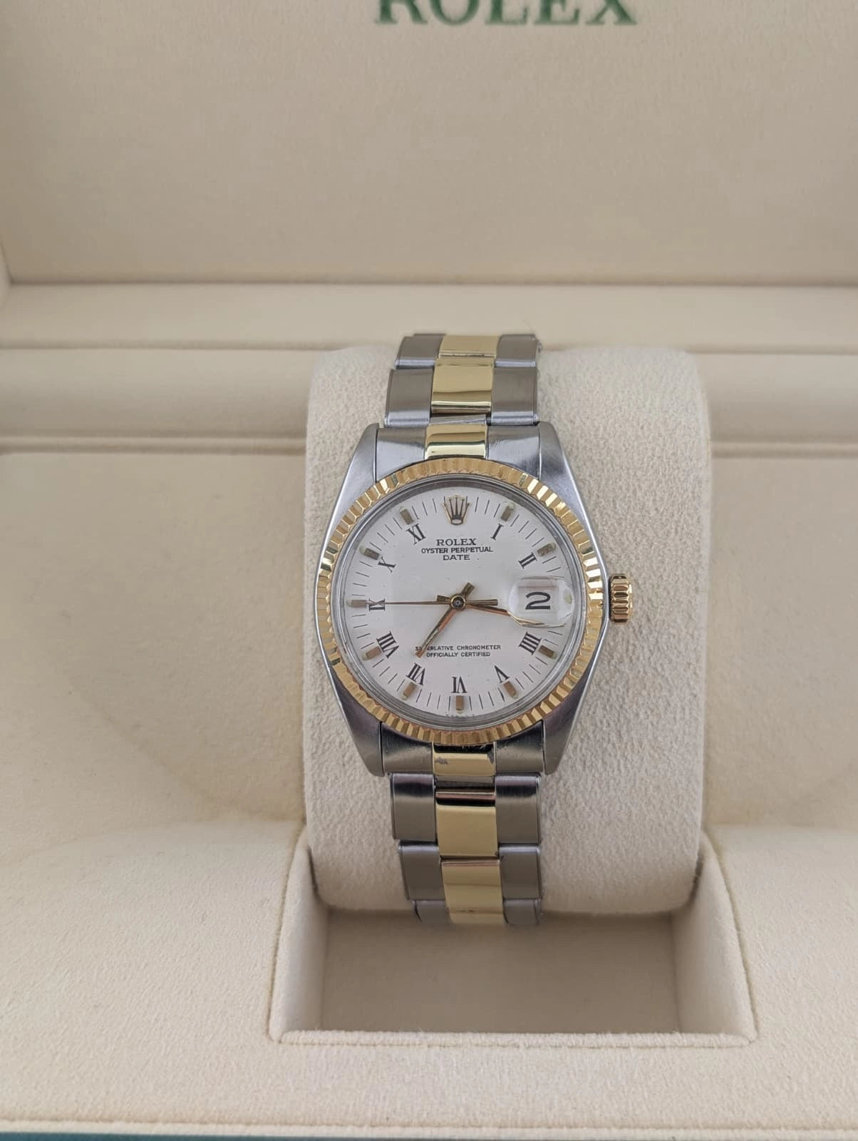 1969 Rolex Oyster Perpetual Date 1500 White Roman Dial TT Oyster Rivet 34mm