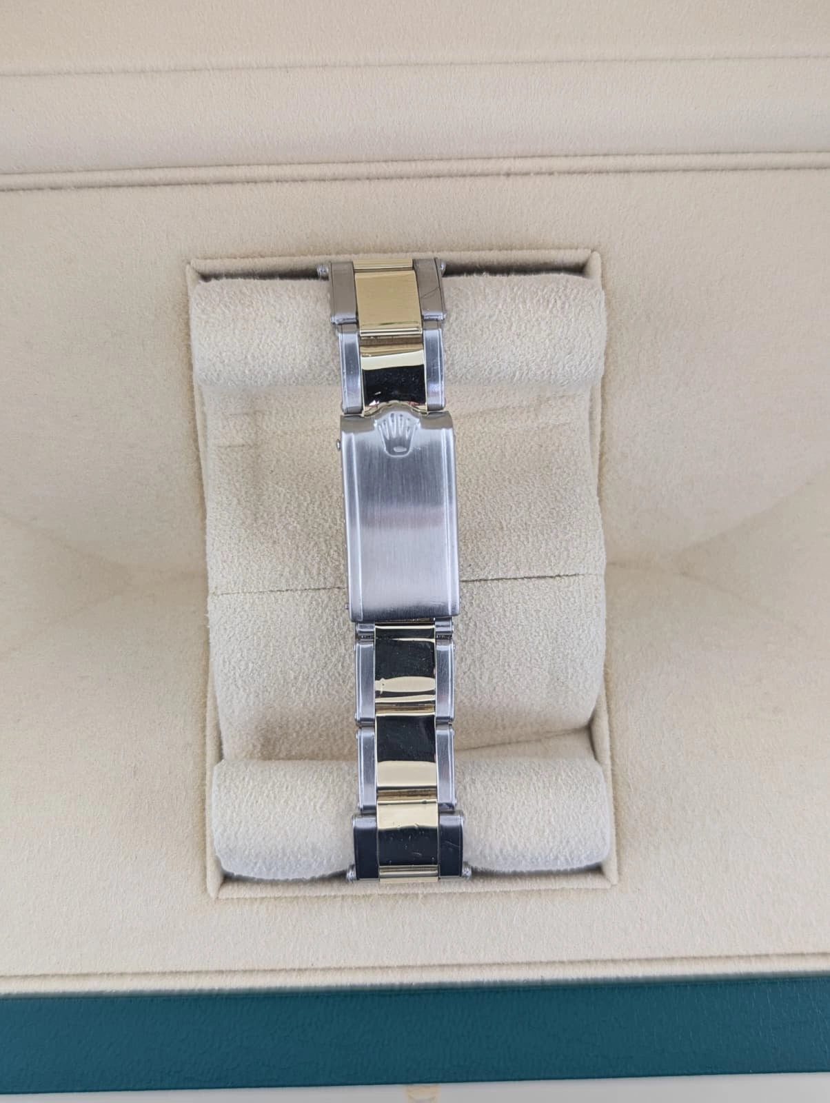 1969 Rolex Oyster Perpetual Date 1500 White Roman Dial TT Oyster Rivet 34mm