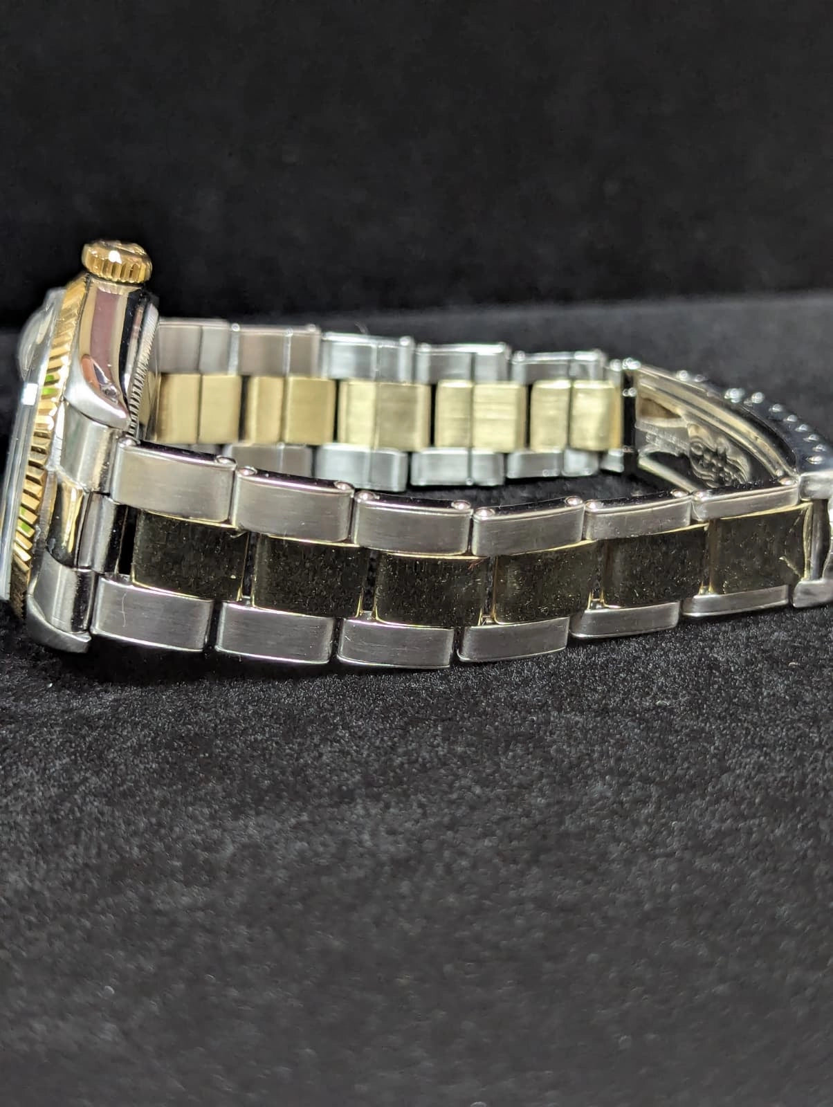 1969 Rolex Oyster Perpetual Date 1500 White Roman Dial TT Oyster Rivet 34mm