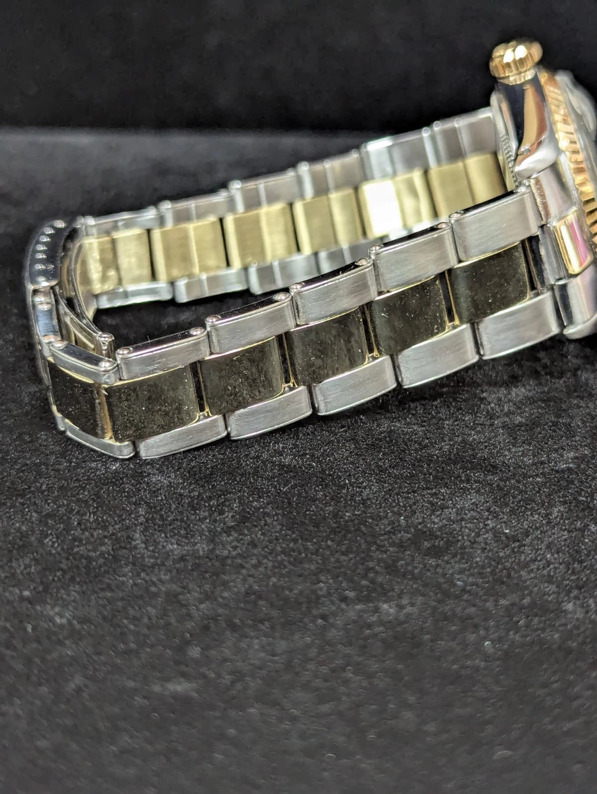1969 Rolex Oyster Perpetual Date 1500 White Roman Dial TT Oyster Rivet 34mm