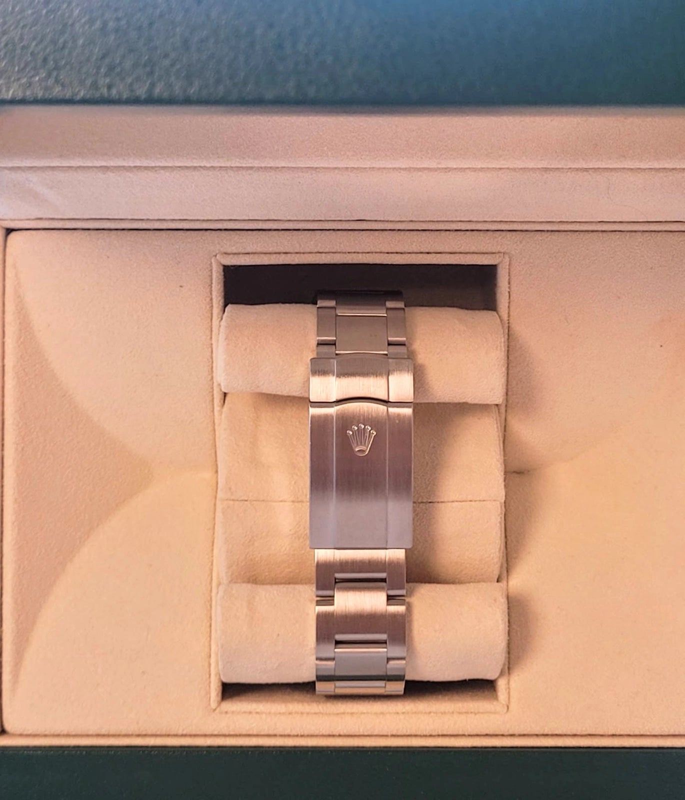 2025 Rolex Oyster Perpetual 126000 Green Dial SS Oyster With Papers 36mm