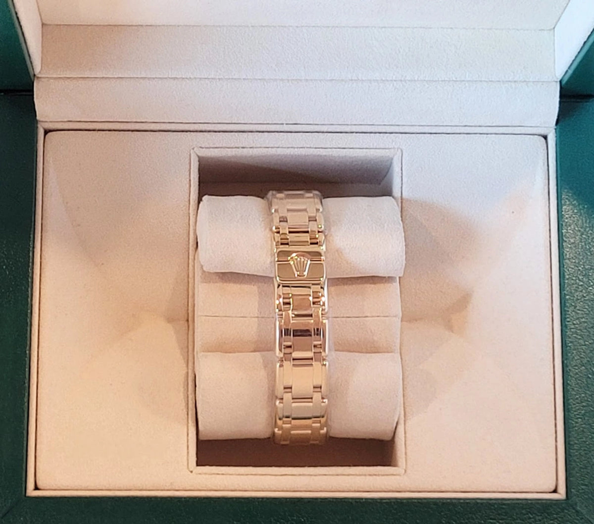 2004 Rolex Pearlmaster 80318 White MOP Roman Dial 18kt YG With Papers 29mm