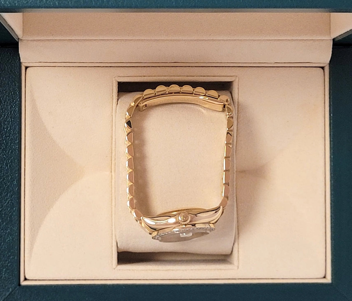 2002 Rolex Ladies Datejust 179178 MOP Dial Diamond Bezel 18kt President 26mm