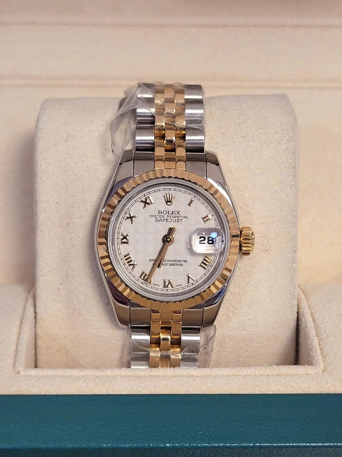 2006 Rolex Ladies Datejust 179173 Ivory Roman Dial TT 18kt Jubilee 26mm