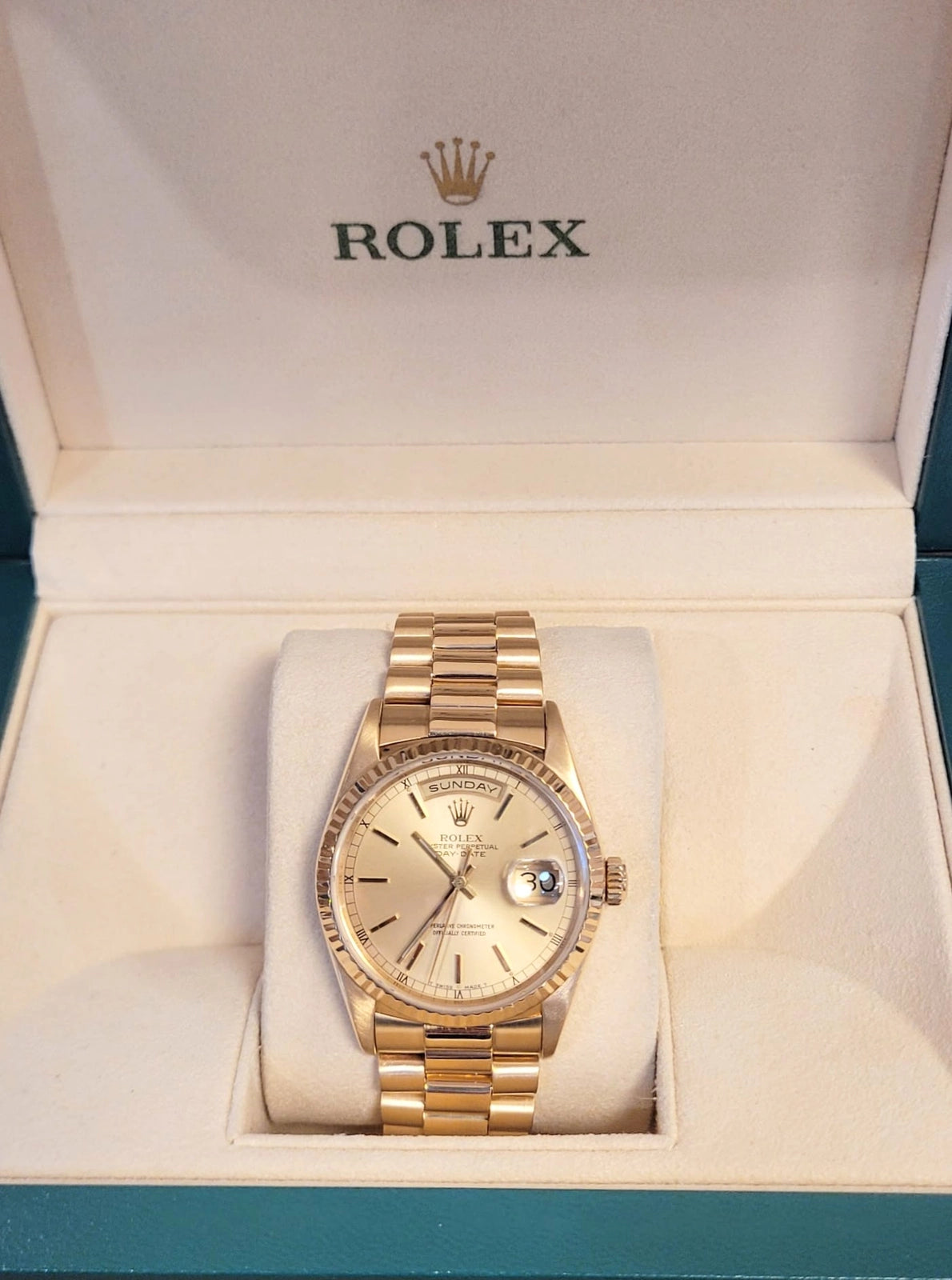 1996 Rolex Day-Date 18238 Champagne Dial 18kt President No Papers 36mm