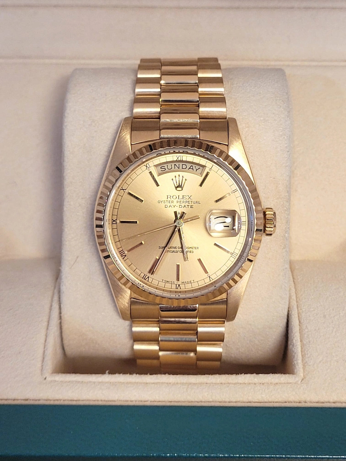 1988 Rolex Day-Date 18238 Champagne Dial 18kt President No Papers 36mm