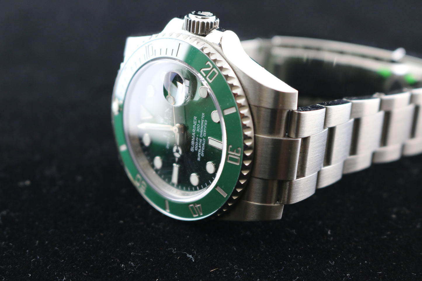 2013 Rolex Submariner 116610LV Hulk Green Dial With Box + Papers 40mm