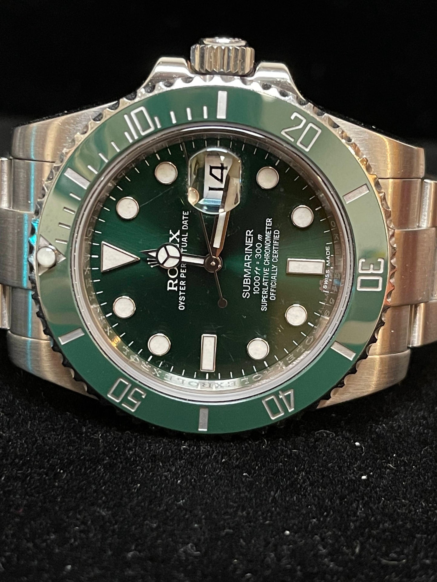 2016 Rolex Submariner 116610lv Hulk Green Dial Oyster Bracelet No Papers 40mm