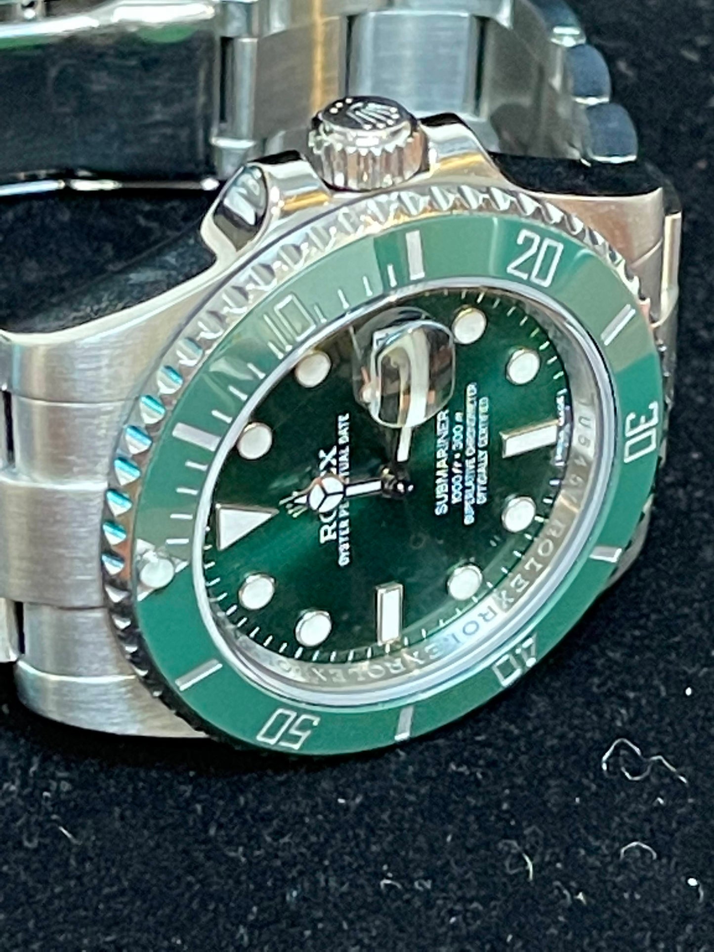 2016 Rolex Submariner 116610lv Hulk Green Dial Oyster Bracelet No Papers 40mm