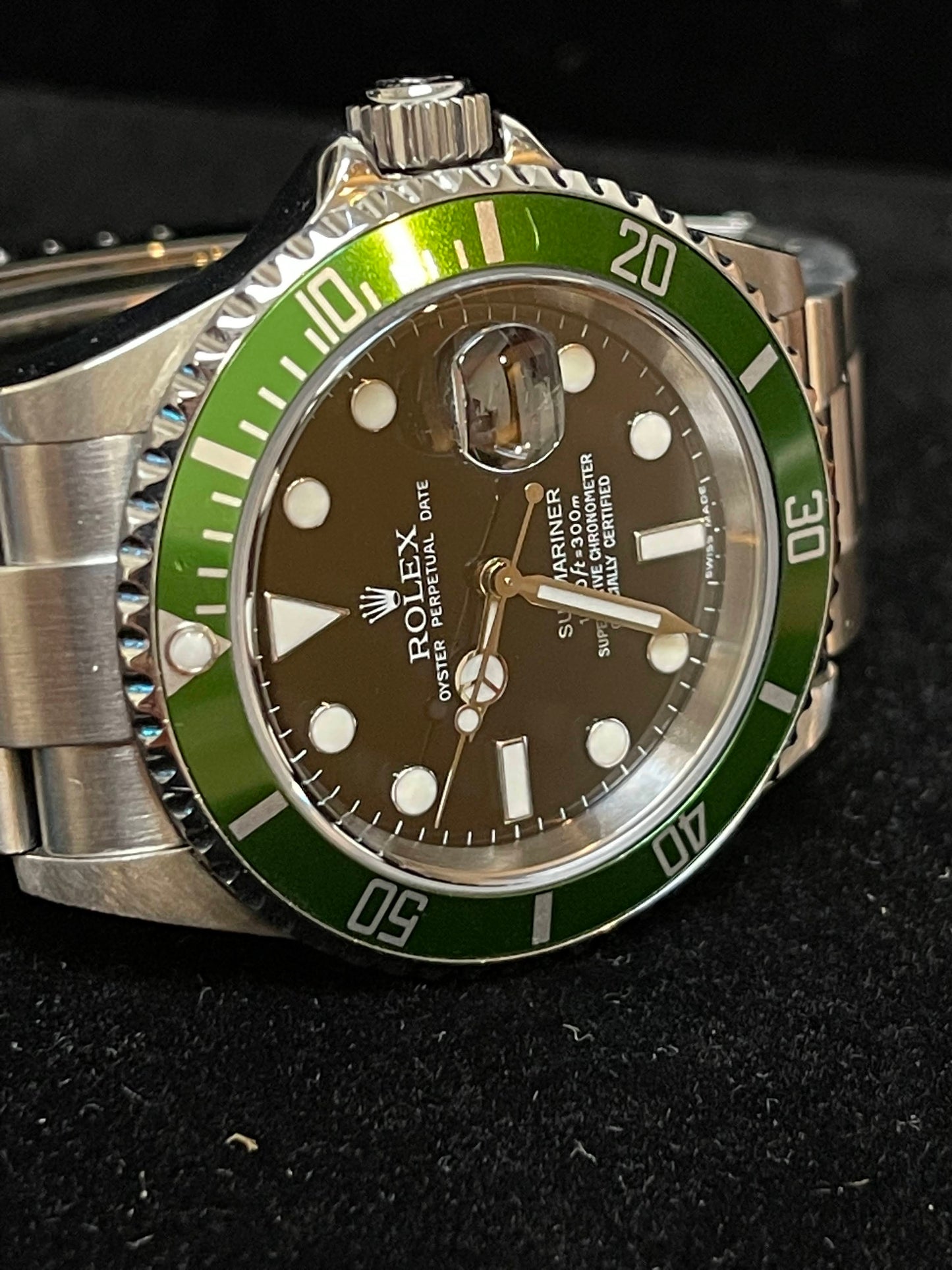 2006 Rolex Submariner Kermit Black Dial Green Bezel 16610LV With Papers 40mm