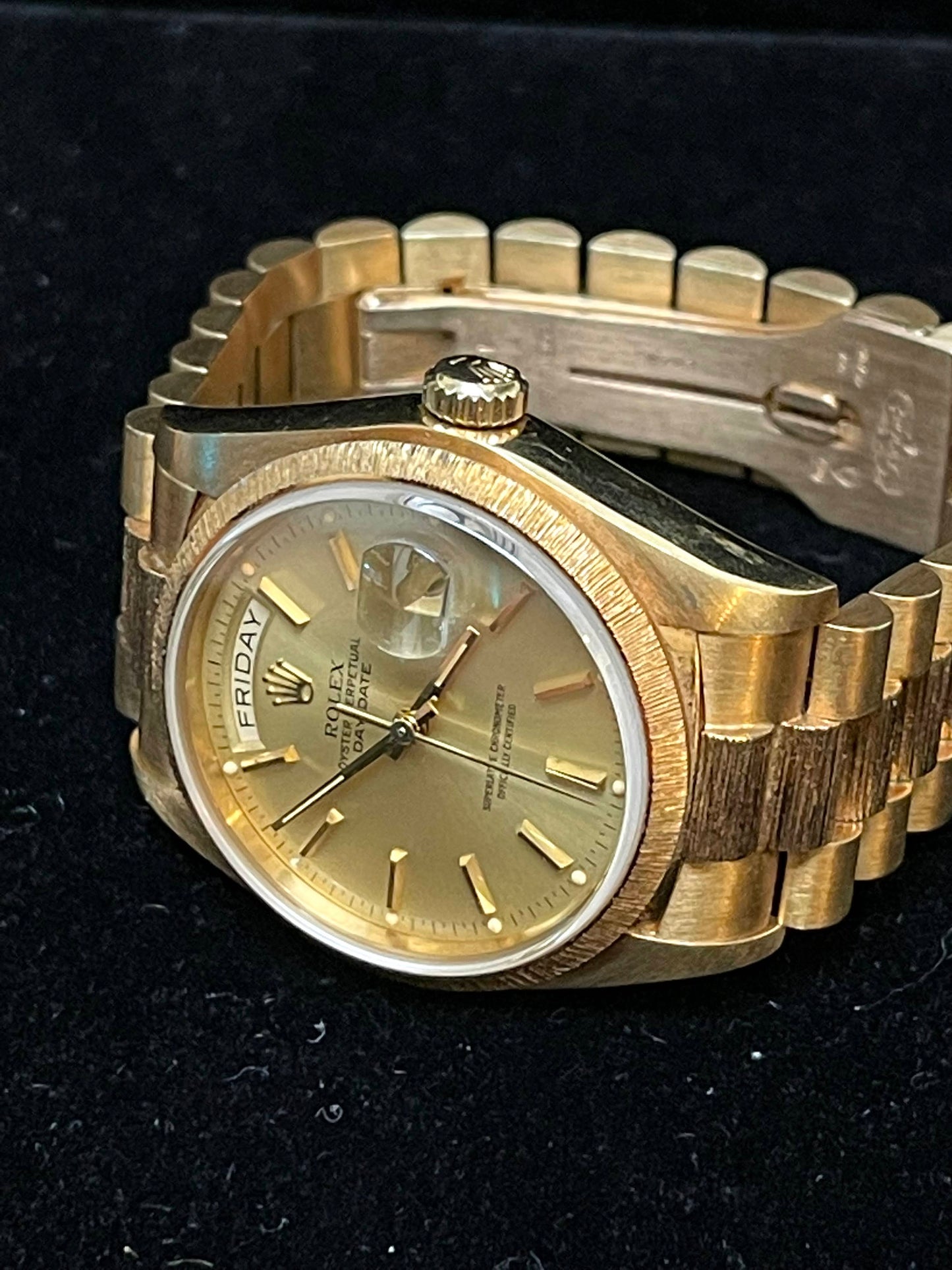 Rolex 1979 Day-Date 18078 Champagne Dial 18K President Bark No Papers 36mm