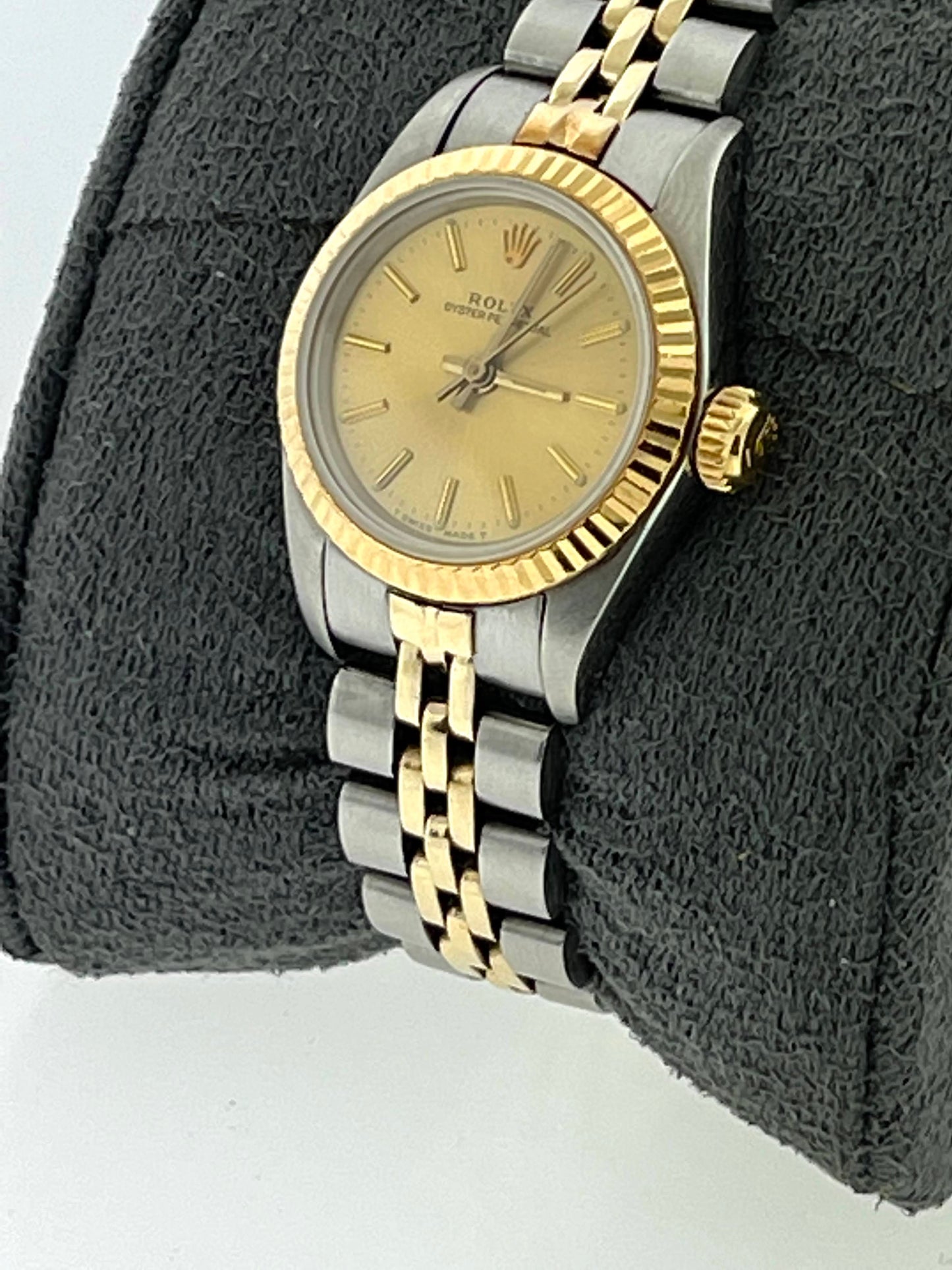1988 Rolex Oyster Perpetual 67193 Champagne Dial With B+ P 24MM