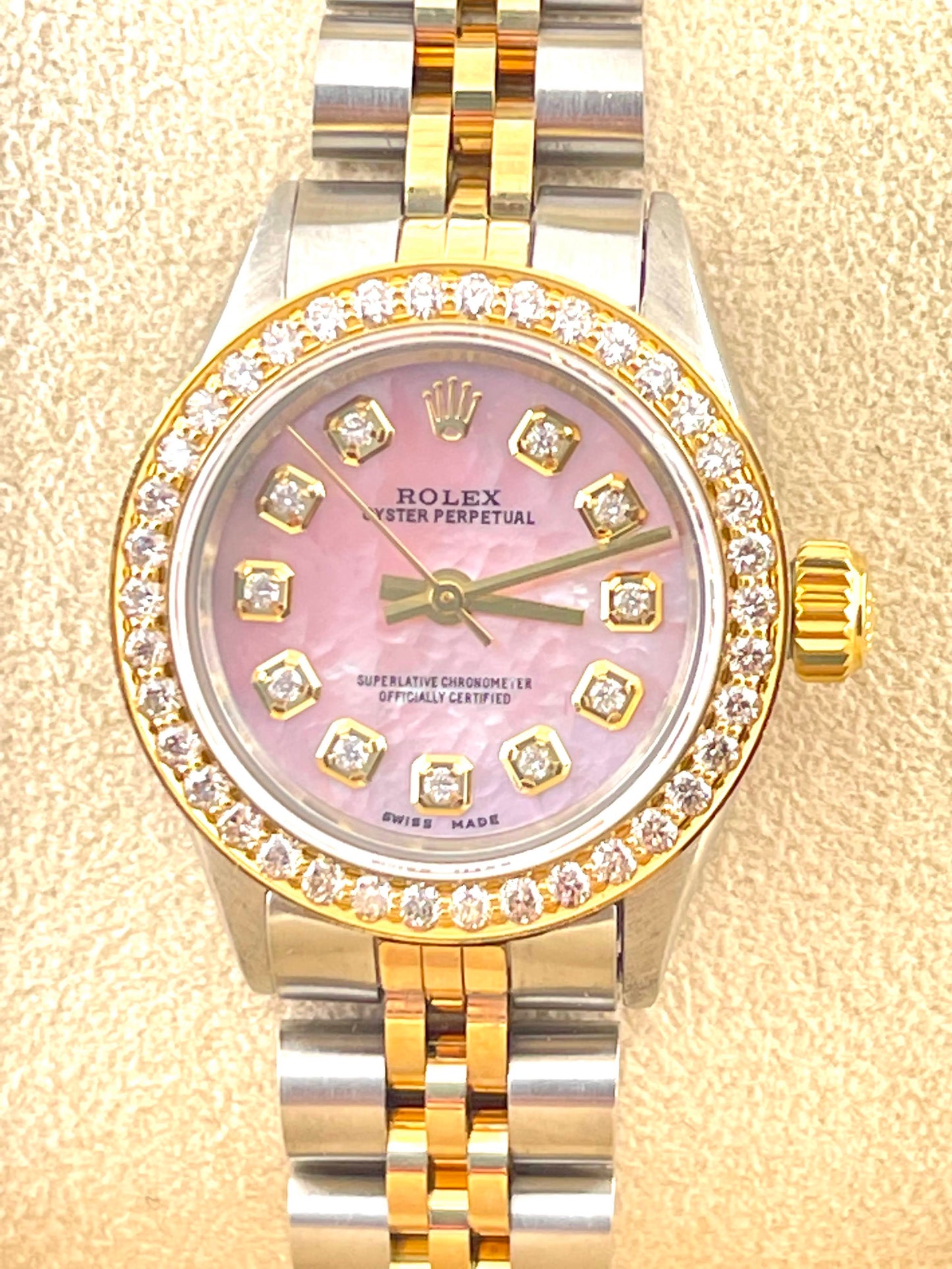Rolex Oyster Perpetual Custom Pink Mop + Bezel 24 mm